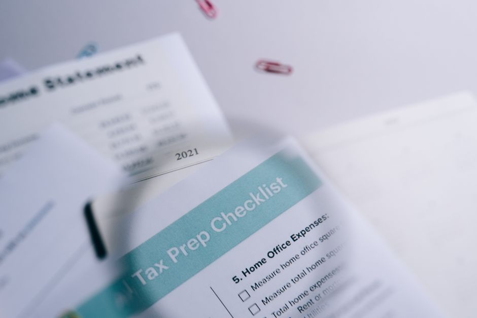 Checklist comparing homestead exemption, circuit breaker, and deferral property tax programs
