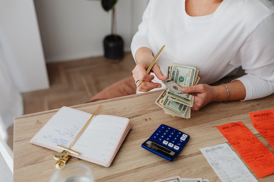 Comparison chart of RRSP, TFSA, and FHSA accounts for Canadian retirement planning