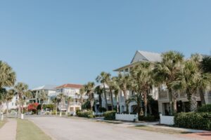 Florida single-family homes in a residential neighborhood